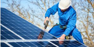 Installation Maintenance Panneaux Solaires Photovoltaïques à Baratier